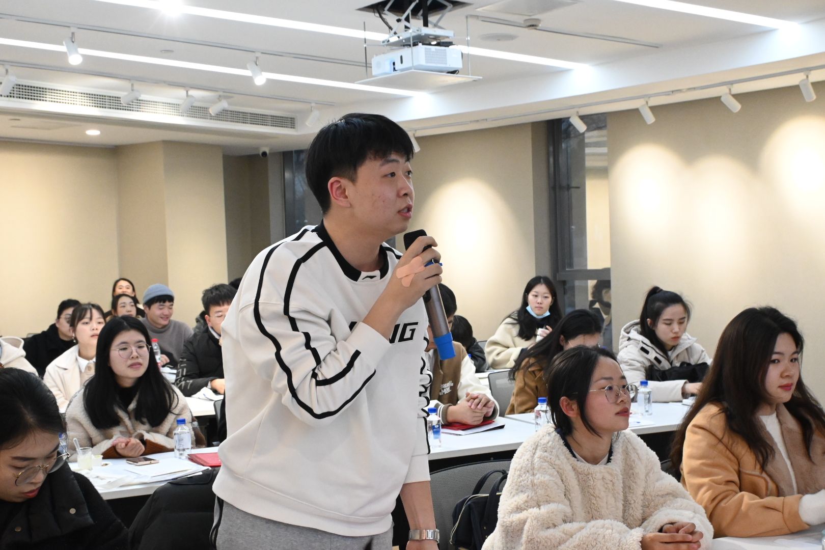 微信图片_20230220155431.jpg 微信图片_20230220155431.jpg