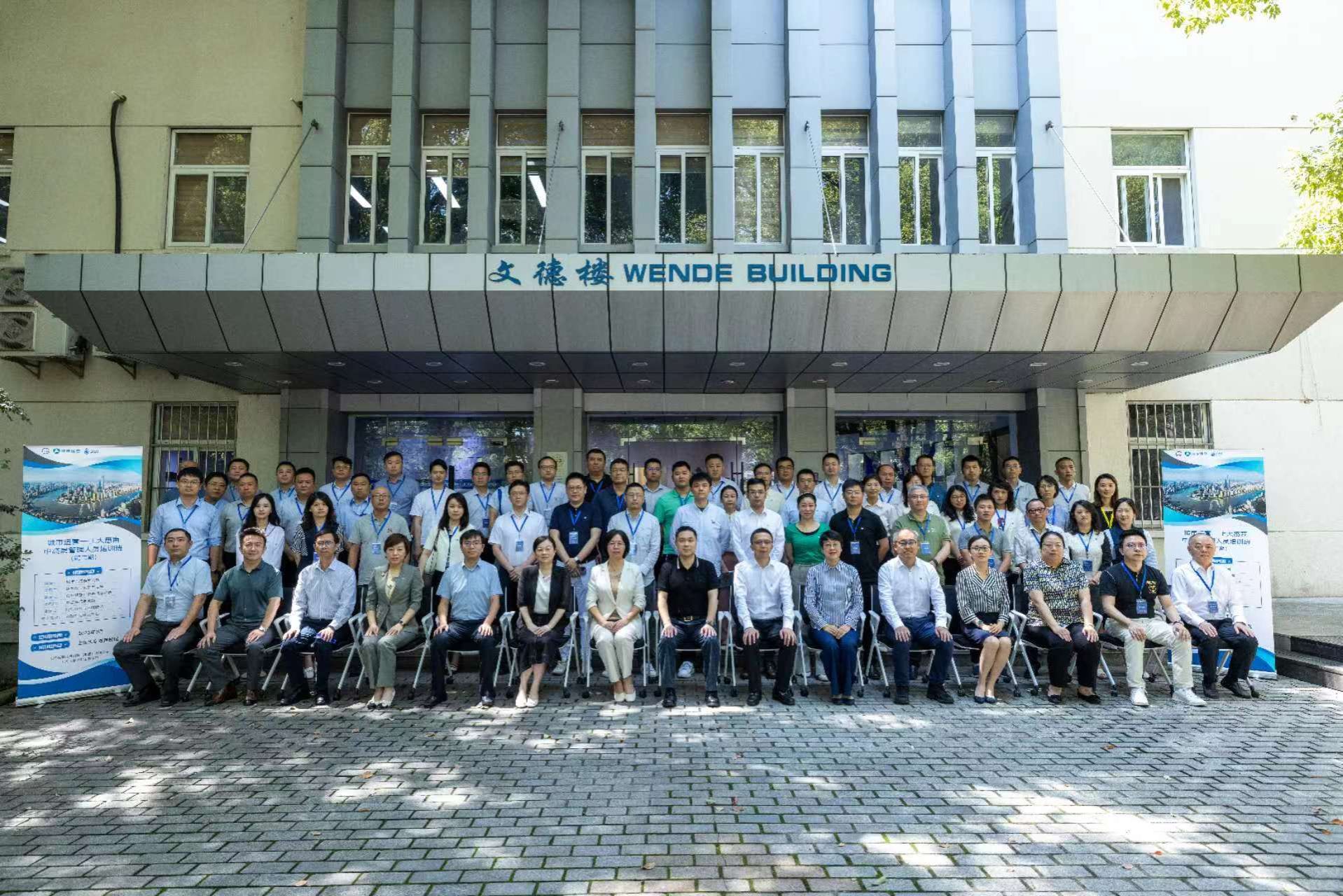 合照.jpg 合照.jpg